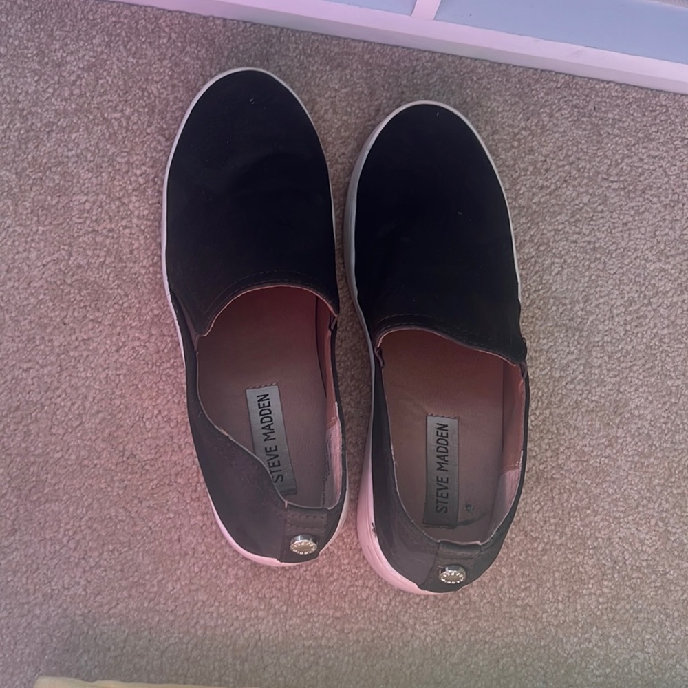 Steve Madden dark green camo platform slip on sneakers!